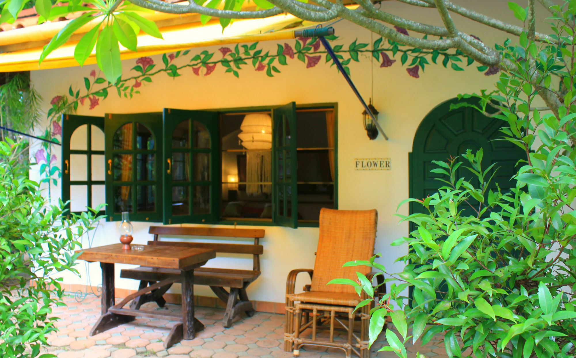 Secret Garden Chiangmai Hotel San Kamphaeng Bagian luar foto