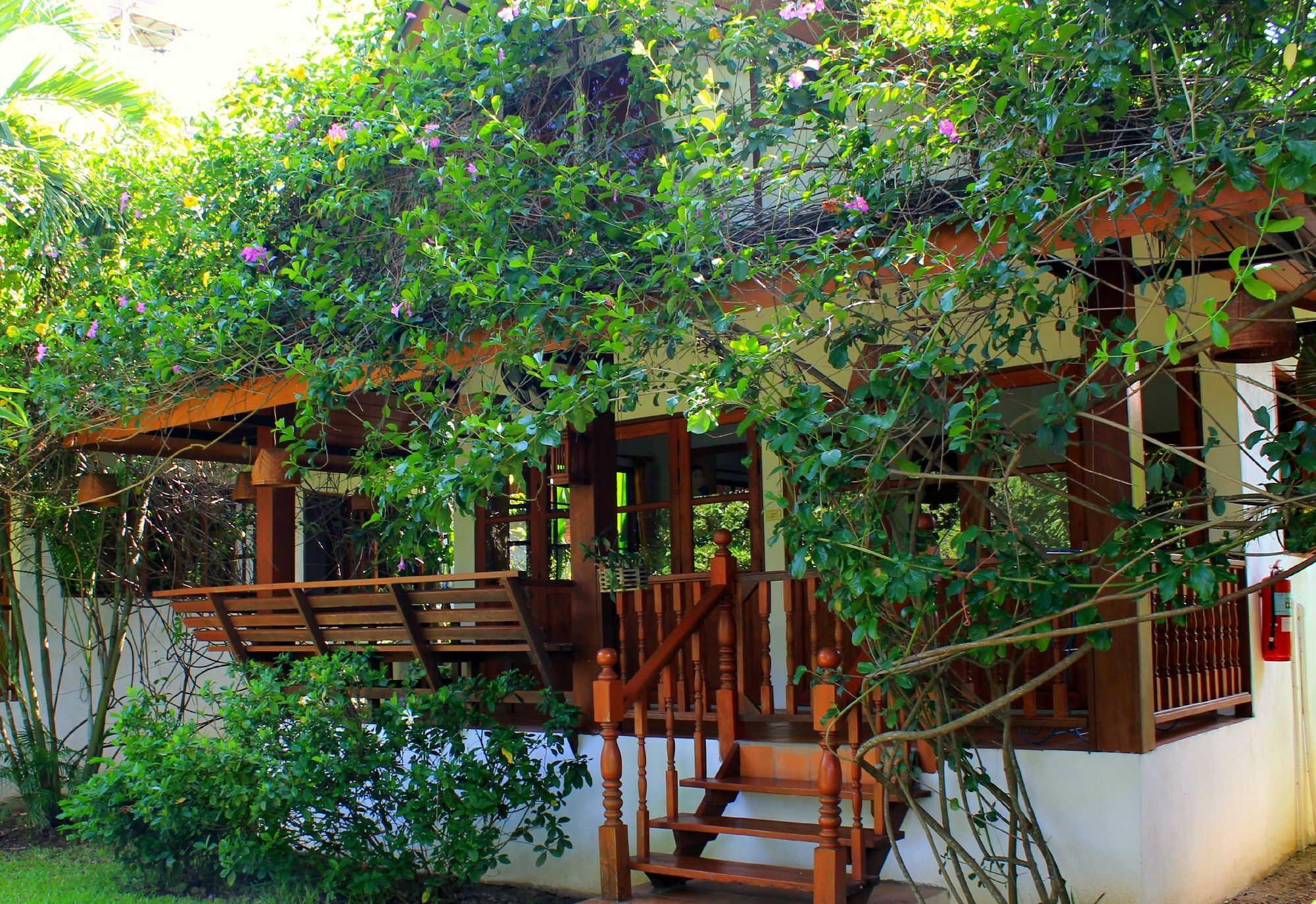 Secret Garden Chiangmai Hotel San Kamphaeng Bagian luar foto